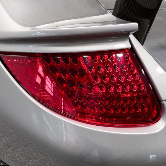 Meet your Posher, Adrian - Picture 3 of 11